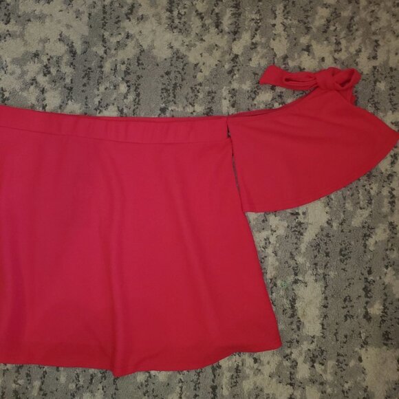 NWT Boohoo Off Shoulder Short Sleeves Red Crop Blouse Size US 18 - Picture 4 of 8